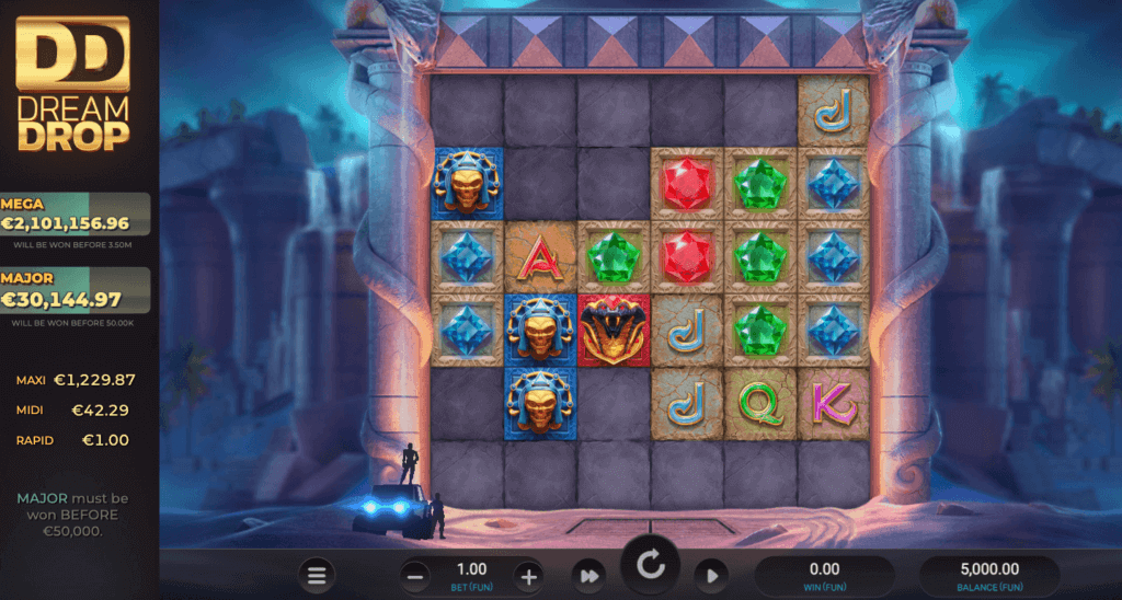 The <strong>soundtrack develops a constant buildup of suspense</strong> that synchronizes beautifully with the game’s theme and enhances the overall gaming experience.